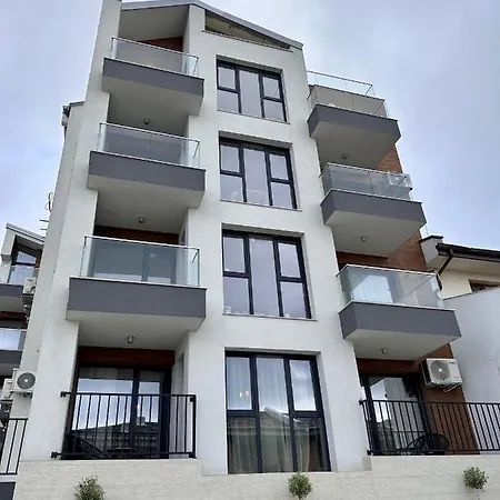 Nova Apartment