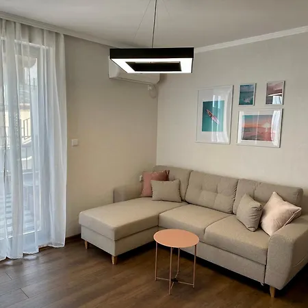 Nova Apartment
